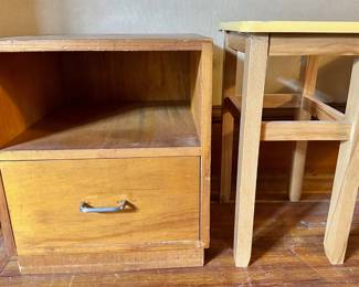 Mid Century Night Table With Drawer & Solid Wood Small Table With Floral Laminated Top
Lot #: 135