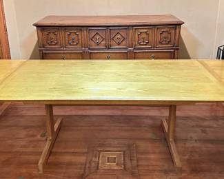 France & Son Mid Century Modern Extendable Dining Table, Denmark
Lot #: 7