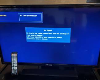 Samsung 32 Inch Flat Screen TV With Remote
Lot #: 139