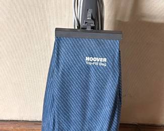 Vintage Hoover Elite 350 Upright Vacuum Cleaner In Working Order
Lot #: 121