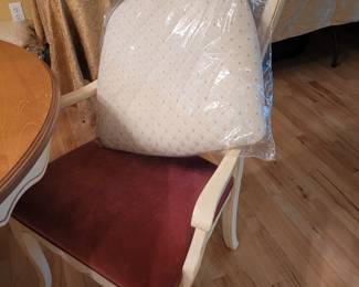 Chairs include original cushions!!
