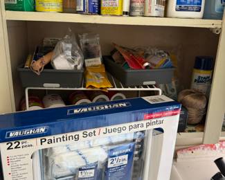 Vaughan 22 Piece Painting Set, Cleaning Chemicals