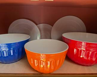 3 Piece Nesting Melamine Lidded Mixing Bowls