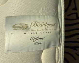 Simmons Beautyrest World Class Clifton Plush Top Full Size Mattress
