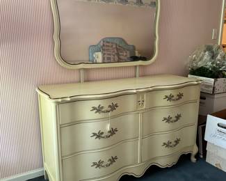 R76 - $350 - Dresser w/ Vanity - 55w x 19D x32T (without mirror)