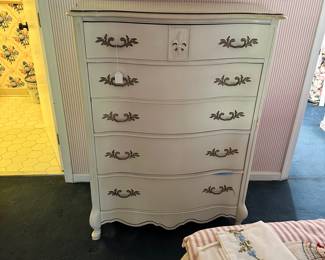 R74 - $250 - Bassett Furniture Dresser - 34.5W x 17.5D x 47T