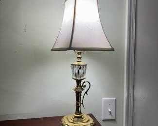R86 - $40 - Brass Lamp - Shade is in good condition! 22"T