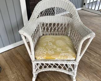 R33 - $50 - White Wicker Rocking Chair - Small dime sized hole in right arm rest, see other photos.
