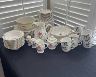 R3 - $295 - Homecraft by Noritake,  "Summer Estate" Set. No chips or cracks. This includes: 10 Bowls, 10 Dinner Plates, 10 Salad Plates, 10 cups/saucers, Tea Pitcher, Sugar& Creamer, Salt & Pepper, Large Platter, Veggie Bowl, and Serving Bowl. 