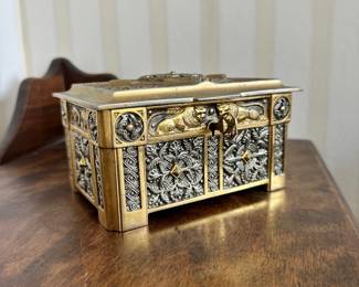 R115 - $65 - Bronze Jewelry Box w/ Key. Very heavy!