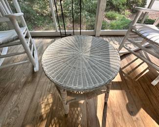 R34 - $50 - White Wicker Side Table