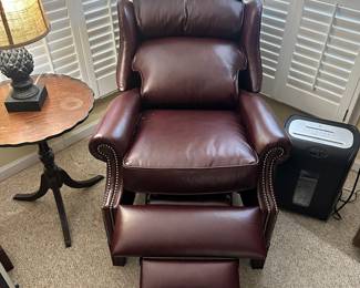 R96 - $800 - Bradington Young Recliner. Burgundy. Leather is in immaculate condition. Still looks AND smells new! Smoke and pet free home.
