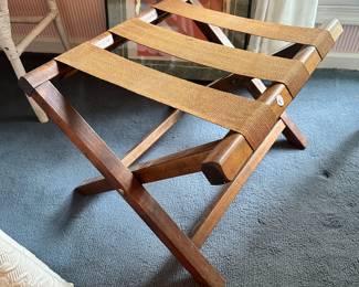 R107 - $30 - Luggage Rack