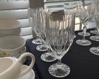 R11 - $35 - (4) Mikasa Park Lane Tea Glasses