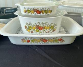 R7 - $40 - Corningware "Spice of Life" Set. 1 qt with lid. 3qt with lid. 10 x 14 with metal insert.