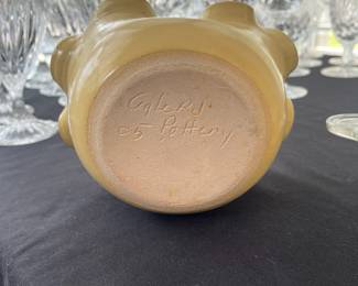 R4 - $20 - Cagle Rd Seagrove Pottery. No blemishes.