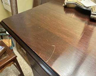 R97 - $250 - Sideboard Table in Good condition. One small scratch on the front left corner, please see additional photos. Measures 59W x 19D x 39T