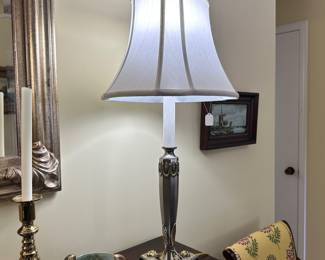 R117 - $60 - PAIR of Table Lamps. 29"T