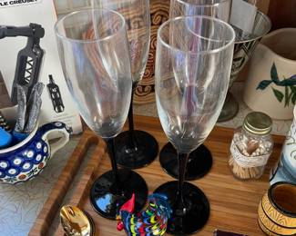 Set of 4 Luminarc Domino Black Stem Champagne Glasses