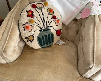 Mid Century Tufted Cream Velvet Barrel Back Arm Chair, Floral Wool Hooked Throw Pillow
