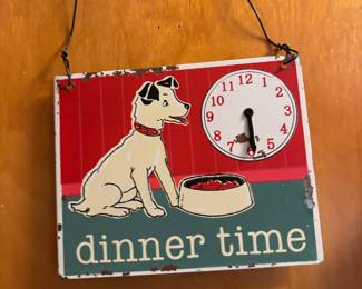 Hanging Dinner Time Metal Sign