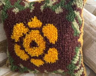 Flower Design Latch Hook Throw Pillow