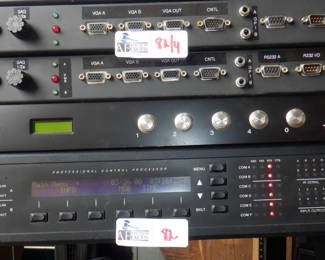 LOT OF 4 ELECTRONICS INCLUDING CRESTRON PRO2, TRUELIGHT AND MORE