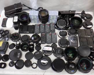 BOX CAMERA ACCESSORIES INCLUDING CANON ZOOM LENS, NIKON MULTI FLASH ADAPTERS, CENTURY OPTICS ULTEA FISHEYE MKII, AND MORE