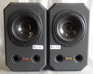 LOT OF 2 TANNOY SYSTEM 800 SPEAKERS / MONITORS