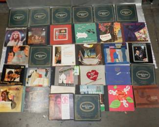 LARGE LOT LP COLLECTION