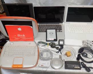 APPLE MAC 4X W/ ACCESSORIES