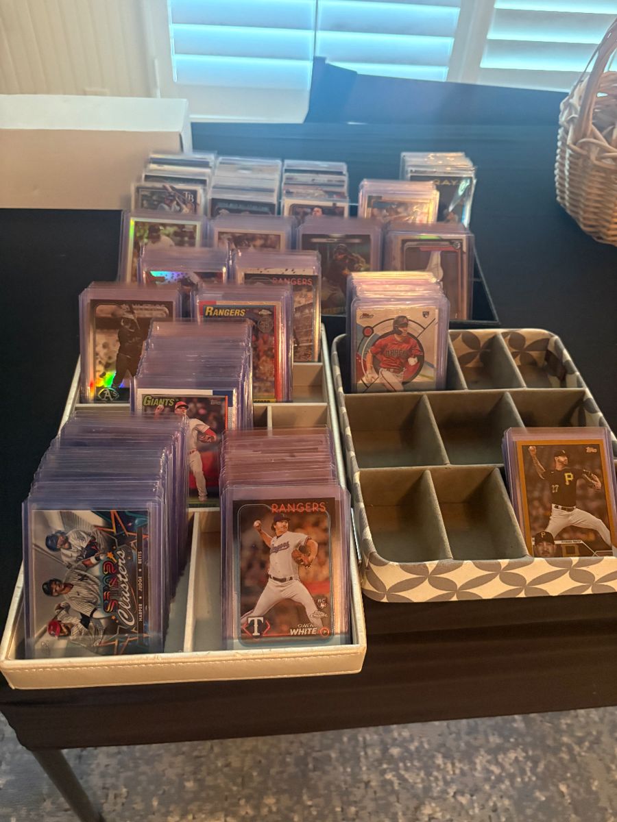 Baseballs Cards