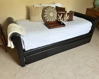 Twin Trundle Bed