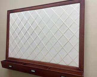 Decorative bulletin board