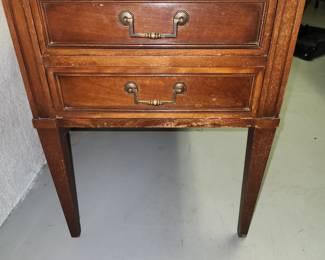 Night stand