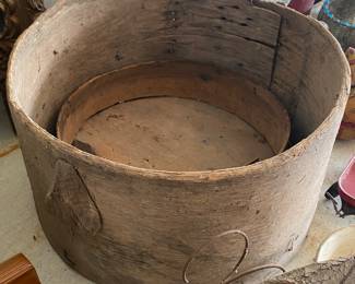 Primitive Wooden Measures