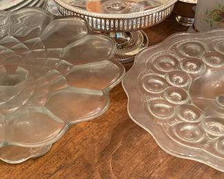 Glass Cake Stands (Smith Heritage Cake Stand)