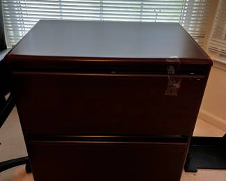 #21 double filing cabinet, lock on side as is, top drawer won't stay closed, lock doesn't work 31x20x30 $30.00