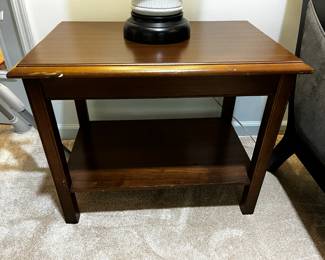 #86 Wood/Laminate Table w/bottom Shelf - 28x18x22 $30.00