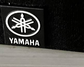 #100 Yamaha Set of Speakers - 10x16 $30.00