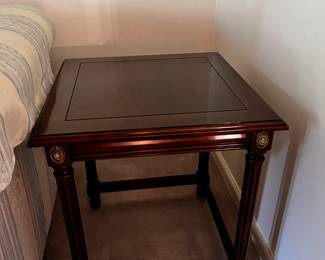#6 square end table, Lane 20x20x23 $125.00
