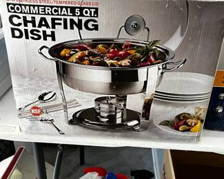 #124 Commercial 5 qt Chaffing Dish Server $30.00