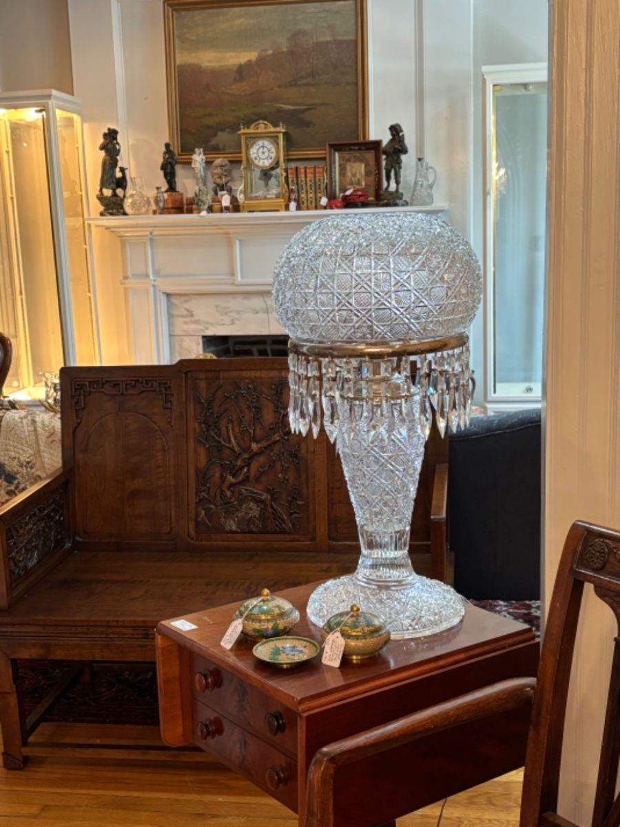 Vintage Chinese Elmwood bench
Cut glass lamp