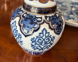 Gold Imari pair of ginger jars