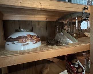 lots of puzzles, and old hanging lamps