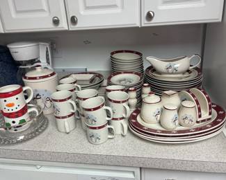 Royal Seasons Stoneware