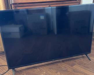 50 LG Flatscreen Smart TV wRemote