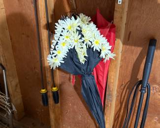 Vintage Mid Century Daisy Umbrella