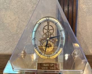 MANTLE CLOCK