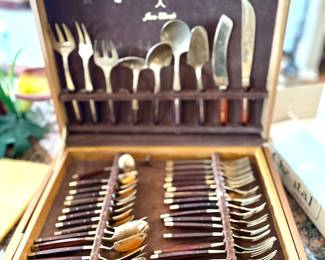 JEAN CLAUDE VINTAGE SET